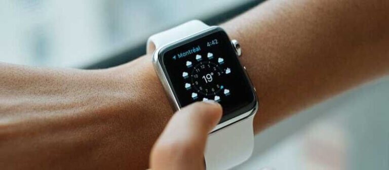 Apple Watch卡在標誌